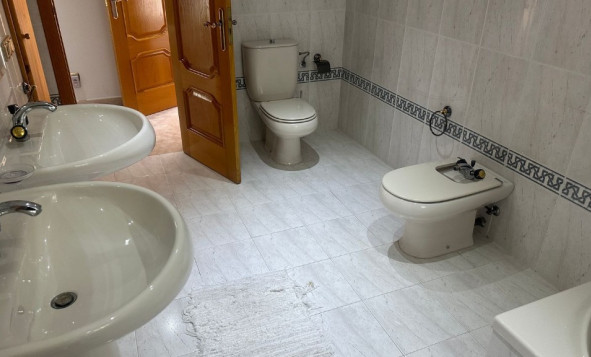 Herverkoop - 3. Halfvrijstaand huis - Orihuela - Costa Blanca Zuid