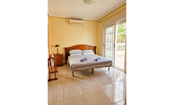 Herverkoop - 3. Halfvrijstaand huis - Playa Flamenca - Costa Blanca Zuid