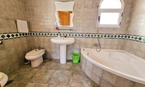 Herverkoop - 3. Halfvrijstaand huis - Playa Flamenca - Costa Blanca Zuid