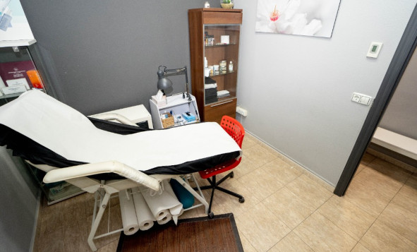 Herverkoop - Commercieel vastgoed - Torrevieja - Costa Blanca Zuid