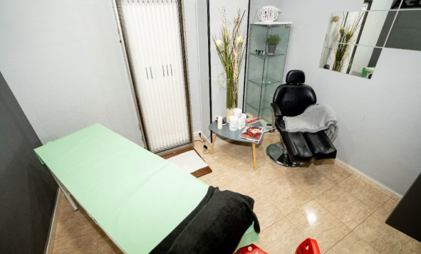 Herverkoop - Commercieel vastgoed - Torrevieja - Costa Blanca Zuid