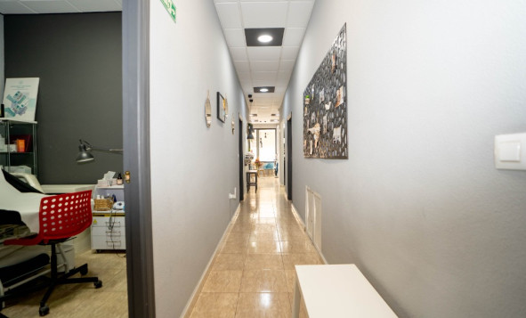 Herverkoop - Commercieel vastgoed - Torrevieja - Costa Blanca Zuid