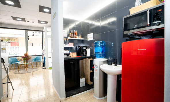 Herverkoop - Commercieel vastgoed - Torrevieja - Costa Blanca Zuid