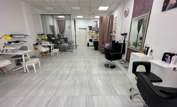 Reventa - Propiedades comerciales - La Zenia - Costa Blanca Sur