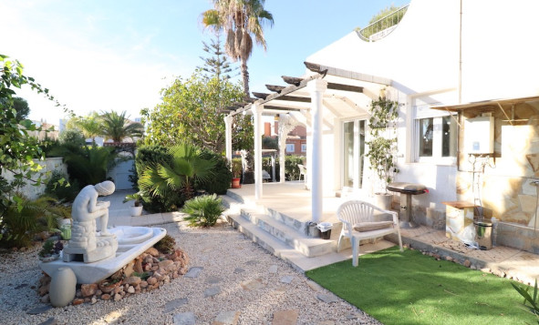 Herverkoop - 3. Halfvrijstaand huis - La Zenia - Costa Blanca Zuid