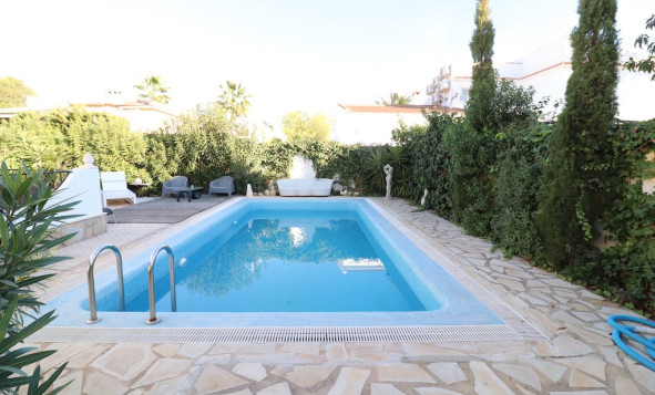 Herverkoop - 3. Halfvrijstaand huis - La Zenia - Costa Blanca Zuid