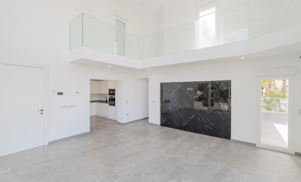 Herverkoop - 3. Halfvrijstaand huis - Los Balcones - Costa Blanca Zuid