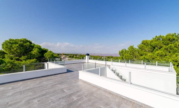 Herverkoop - 3. Halfvrijstaand huis - Los Balcones - Costa Blanca Zuid