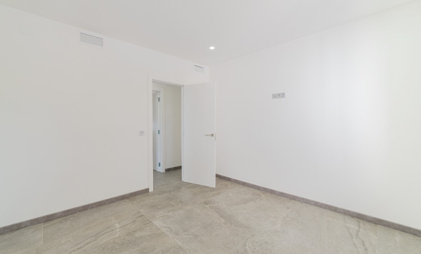 Herverkoop - 3. Halfvrijstaand huis - Los Balcones - Costa Blanca Zuid