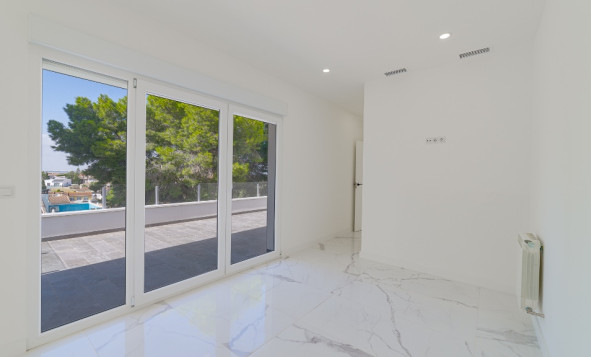 Herverkoop - 3. Halfvrijstaand huis - Los Balcones - Costa Blanca Zuid