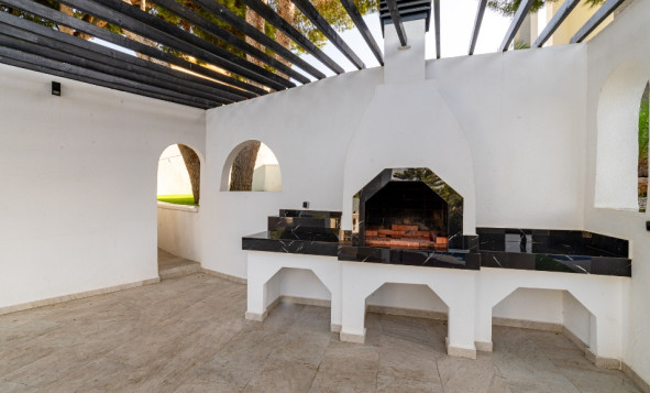 Herverkoop - 3. Halfvrijstaand huis - Los Balcones - Costa Blanca Zuid