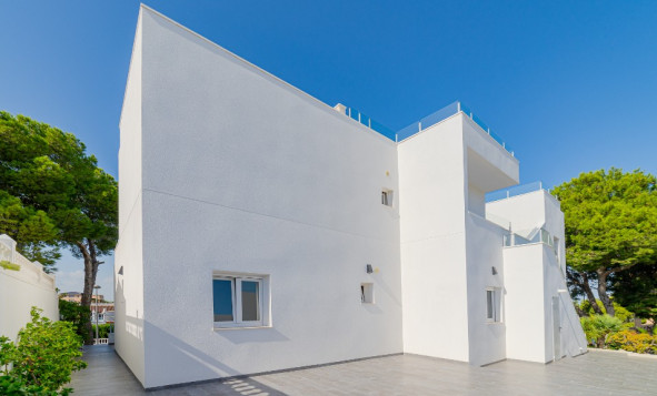 Herverkoop - 3. Halfvrijstaand huis - Los Balcones - Costa Blanca Zuid