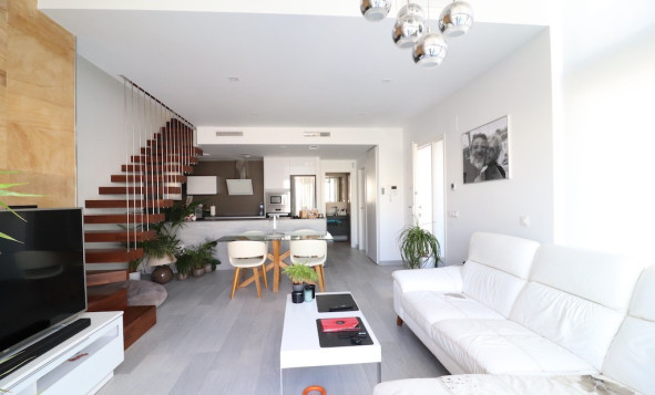 Herverkoop - 3. Halfvrijstaand huis - Cabo Roig - Costa Blanca Zuid