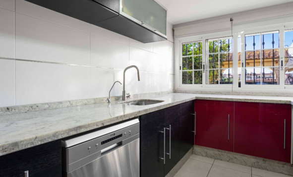 Herverkoop - 3. Halfvrijstaand huis - La Florida - Costa Blanca Zuid