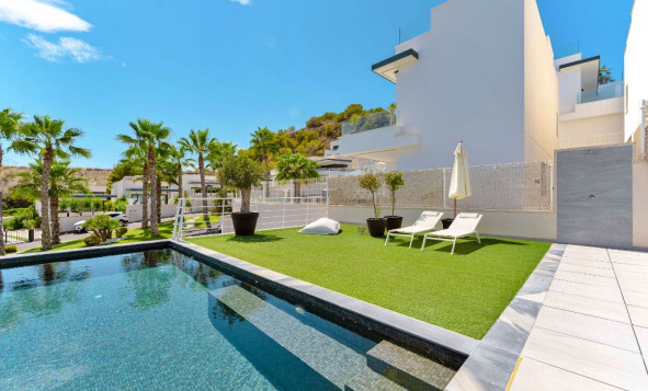 Herverkoop - 3. Halfvrijstaand huis - San Miguel de Salinas - Costa Blanca Zuid