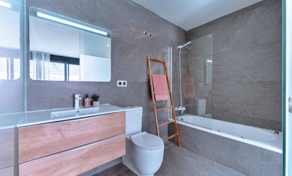 Herverkoop - 3. Halfvrijstaand huis - San Miguel de Salinas - Costa Blanca Zuid