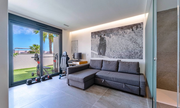 Herverkoop - 3. Halfvrijstaand huis - San Miguel de Salinas - Costa Blanca Zuid