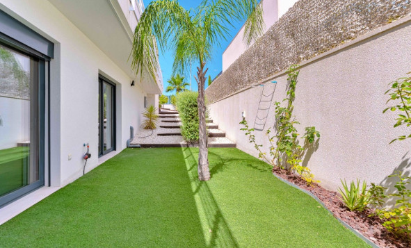 Herverkoop - 3. Halfvrijstaand huis - San Miguel de Salinas - Costa Blanca Zuid