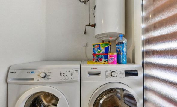 Herverkoop - 1. Appartement / flat - Villamartin - Costa Blanca Zuid