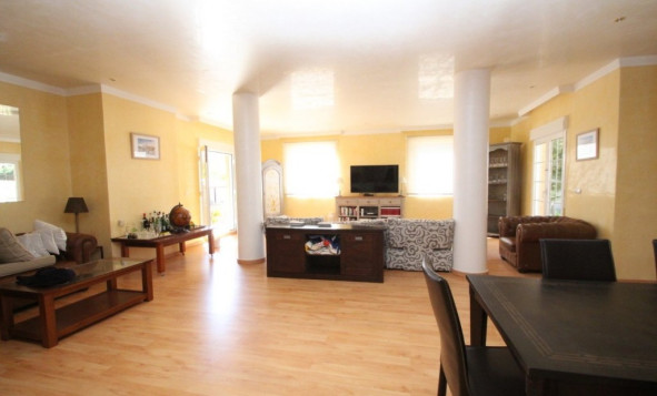 Herverkoop - 3. Halfvrijstaand huis - Cabo Roig - Costa Blanca Zuid