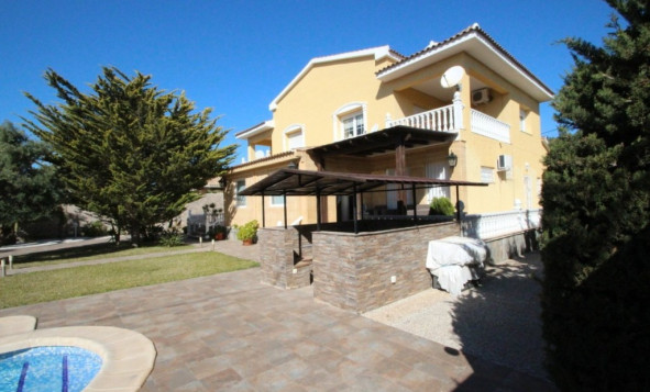 Herverkoop - 3. Halfvrijstaand huis - Cabo Roig - Costa Blanca Zuid