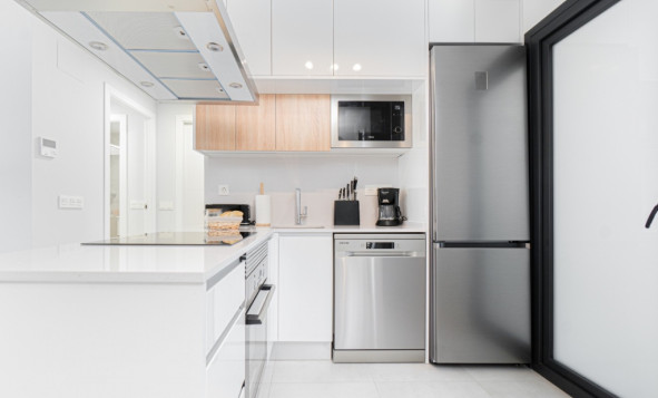 Herverkoop - 1. Appartement / flat - Mil Palmeras - Costa Blanca Zuid