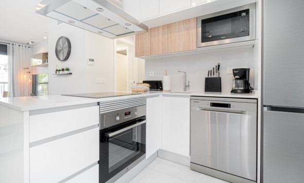 Herverkoop - 1. Appartement / flat - Mil Palmeras - Costa Blanca Zuid