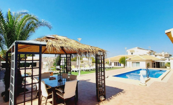 Herverkoop - 3. Halfvrijstaand huis - Dehesa de Campoamor - Costa Blanca Zuid