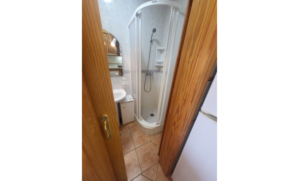 Herverkoop - 1. Appartement / flat - Torrevieja - Costa Blanca Zuid