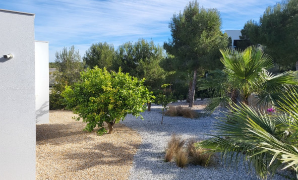 Herverkoop - 3. Halfvrijstaand huis - Las Colinas Golf and Country Club - Costa Blanca Zuid