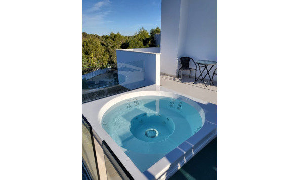 Herverkoop - 3. Halfvrijstaand huis - Las Colinas Golf and Country Club - Costa Blanca Zuid