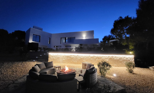 Herverkoop - 3. Halfvrijstaand huis - Las Colinas Golf and Country Club - Costa Blanca Zuid