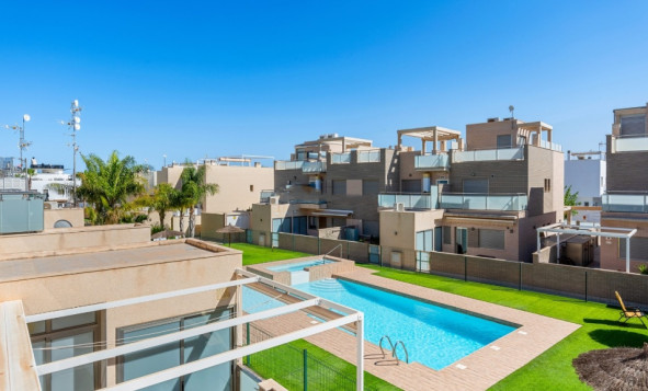 Herverkoop - 2. Town house / tussenwoning - Torre de la Horadada - Costa Blanca Zuid