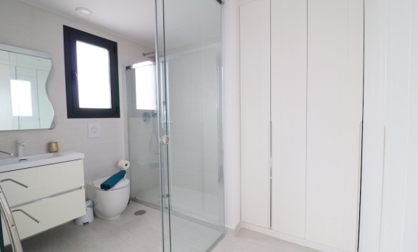 Herverkoop - 3. Halfvrijstaand huis - San Miguel de Salinas - Costa Blanca Zuid