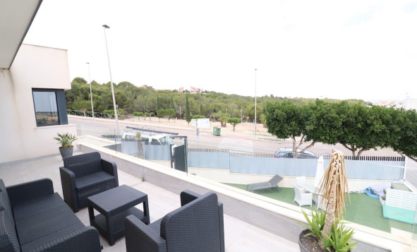 Herverkoop - 3. Halfvrijstaand huis - San Miguel de Salinas - Costa Blanca Zuid