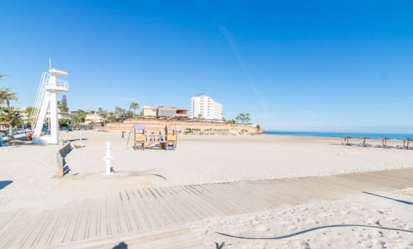 Resale - 1. Apartment / flat - La Zenia - Costa Blanca South