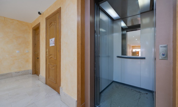 Herverkoop - 1. Appartement / flat - Torrevieja - Costa Blanca Zuid