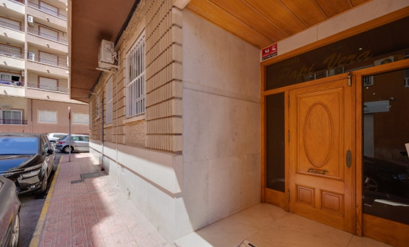 Herverkoop - 1. Appartement / flat - Torrevieja - Costa Blanca Zuid