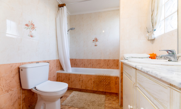 Herverkoop - 3. Halfvrijstaand huis - Los Altos - Costa Blanca Zuid