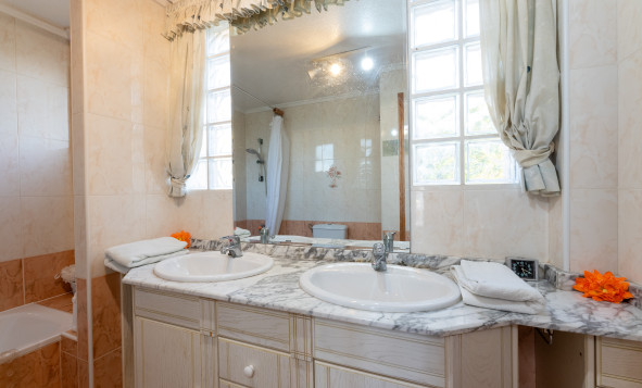 Herverkoop - 3. Halfvrijstaand huis - Los Altos - Costa Blanca Zuid