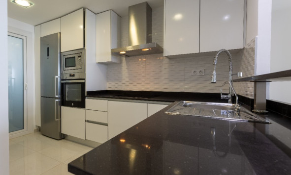 Herverkoop - 1. Appartement / flat - Punta Prima - Costa Blanca Zuid