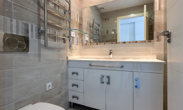 Herverkoop - 1. Appartement / flat - Punta Prima - Costa Blanca Zuid