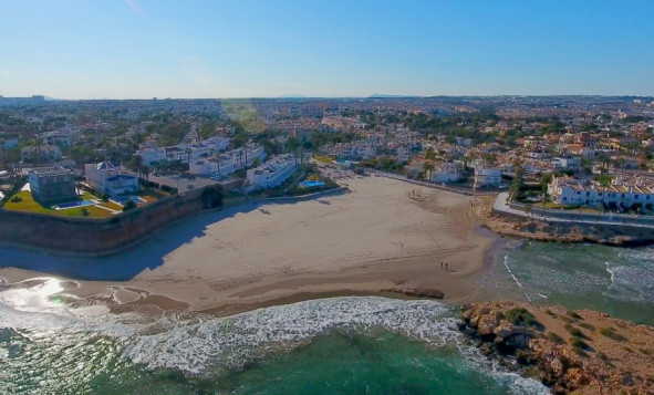 Herverkoop - 3. Halfvrijstaand huis - Cabo Roig - Costa Blanca Zuid