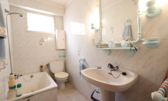 Herverkoop - 1. Appartement / flat - Torrevieja - Costa Blanca Zuid