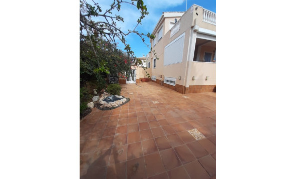 Herverkoop - 2. Town house / tussenwoning - La Mata - Costa Blanca Zuid