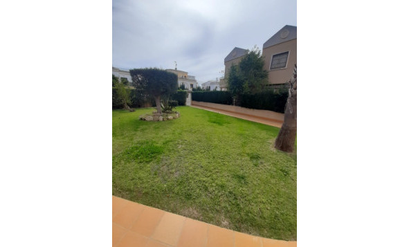 Herverkoop - 2. Town house / tussenwoning - La Mata - Costa Blanca Zuid