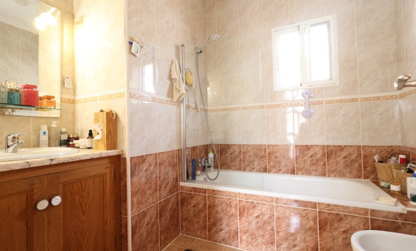 Herverkoop - 3. Halfvrijstaand huis - Playa Flamenca - Costa Blanca Zuid