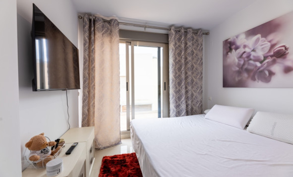 Herverkoop - 2. Town house / tussenwoning - Punta Prima - Costa Blanca Zuid