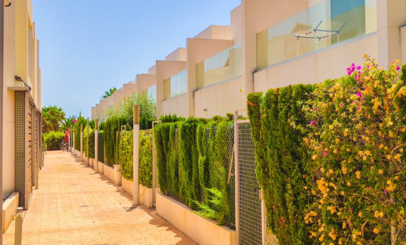 Herverkoop - 2. Town house / tussenwoning - Punta Prima - Costa Blanca Zuid