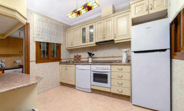 Herverkoop - 3. Halfvrijstaand huis - Los Altos - Costa Blanca Zuid